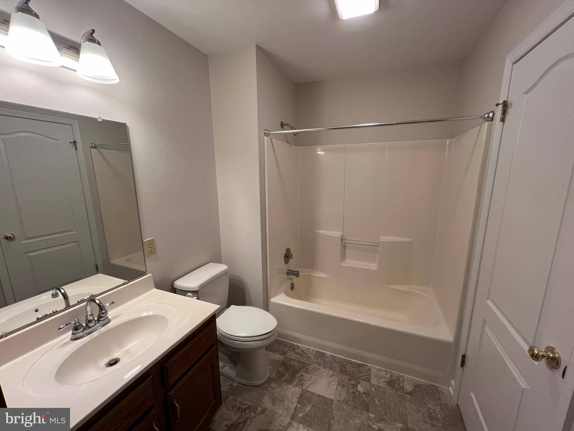 Harrisburg, PA 17111,5705 ARKLOW DR