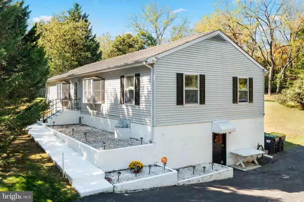Newark, DE 19711,415 HOPKINS BRIDGE RD