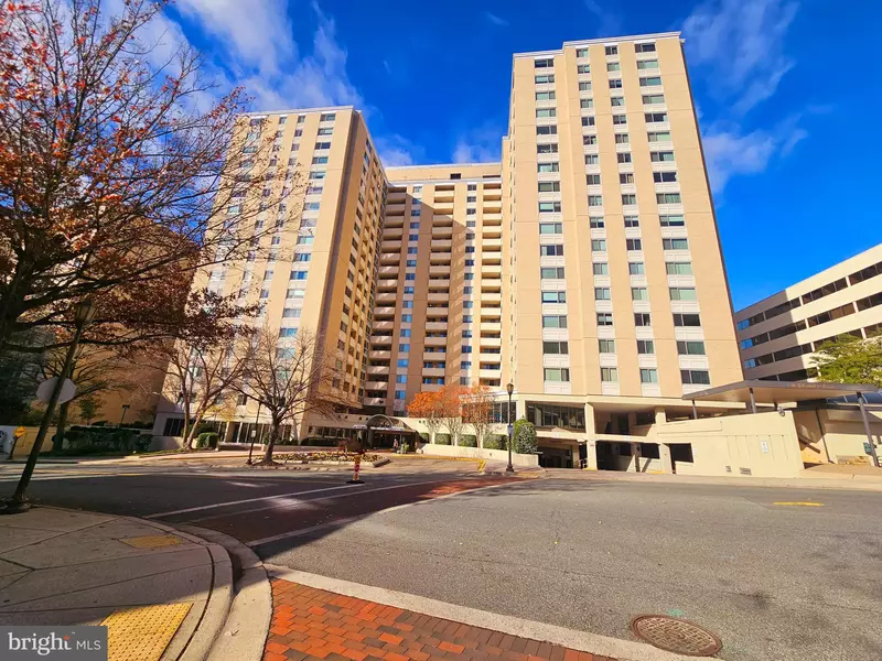 4601 NORTH PARK #1701, Chevy Chase, MD 20815