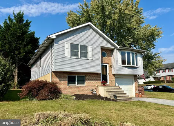 103 HEISTER RD, Birdsboro, PA 19508