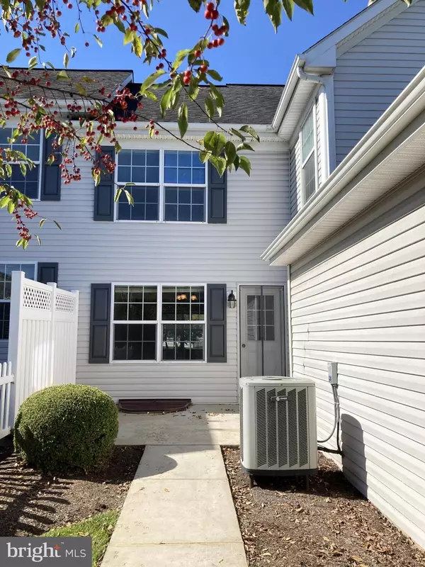 Lititz, PA 17543,614 WAGONWHEEL RD