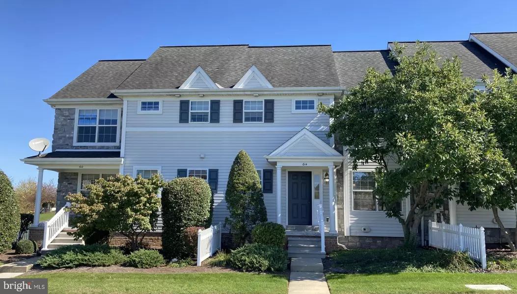 614 WAGONWHEEL RD, Lititz, PA 17543