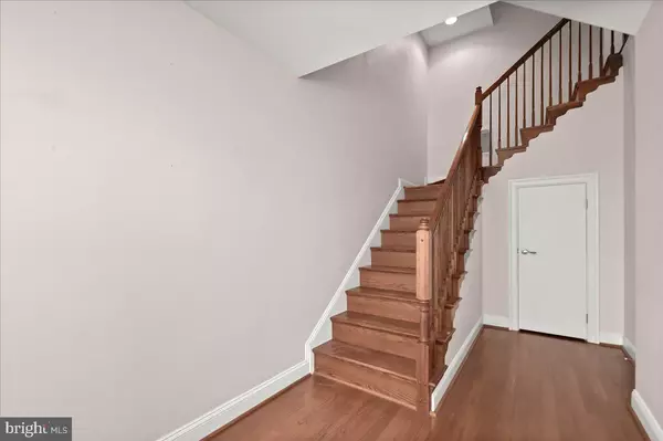 Baltimore, MD 21230,902 VALENCIA CT #187