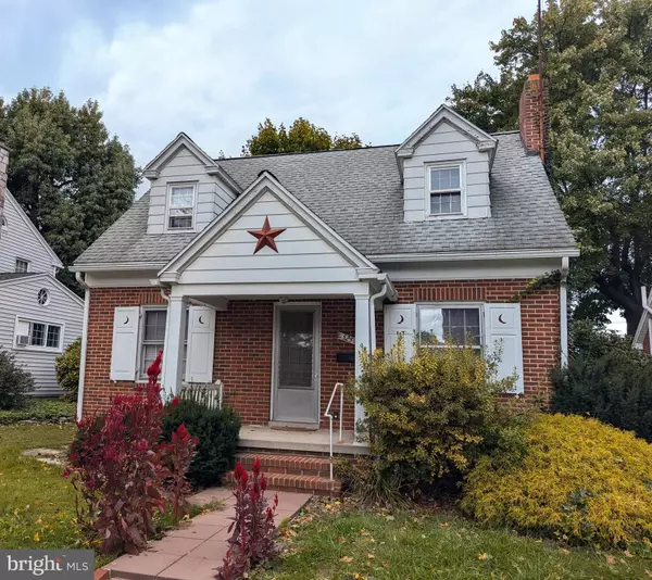 525 W MIDDLE ST, Hanover, PA 17331