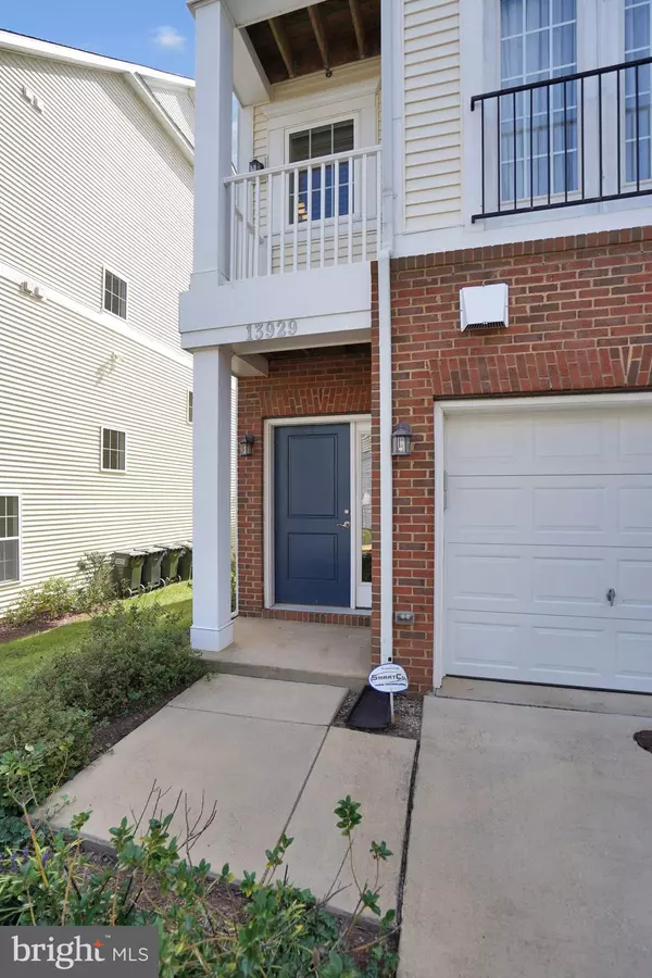 Woodbridge, VA 22191,13929 HOLLOW WIND WAY #101