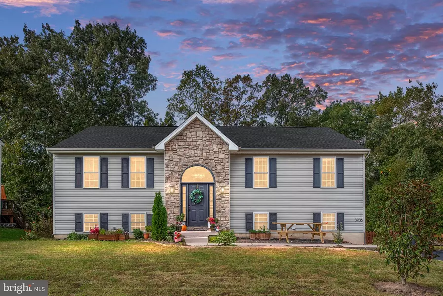 3706 W GLEN DOWER DR, Fredericksburg, VA 22408