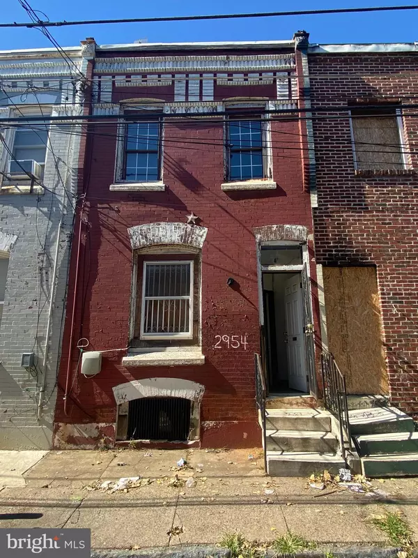 Philadelphia, PA 19133,2954 N ORIANNA ST