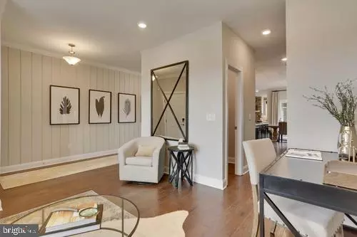 Eastampton, NJ 08060,82 BEACH DRIVE