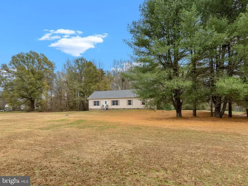 11652 STONEWALL JACKSON RD, Woodford, VA 22580