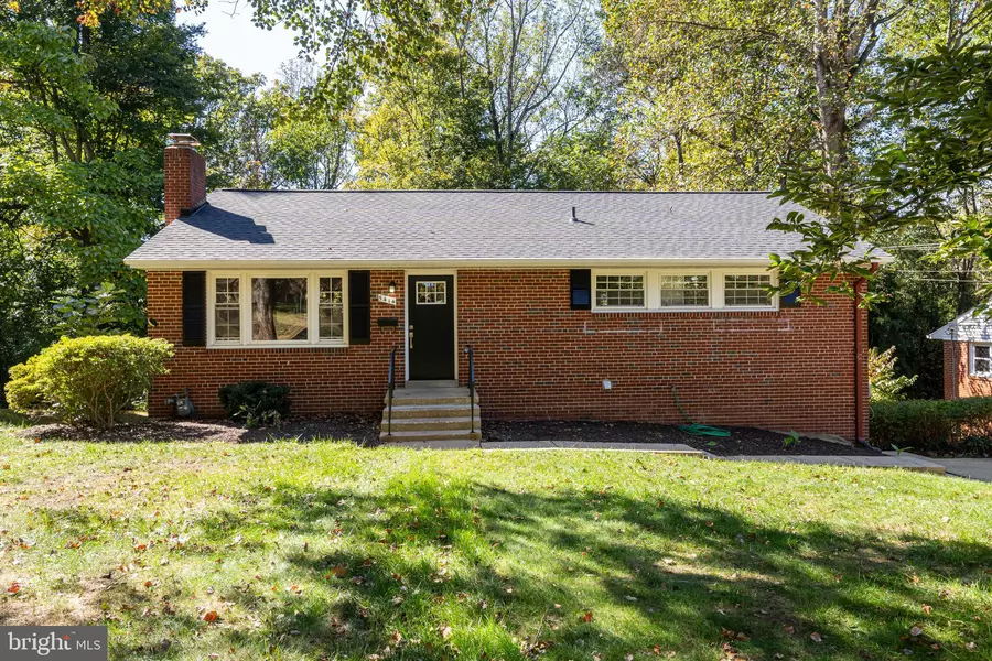 5414 INVERCHAPEL RD, Springfield, VA 22151