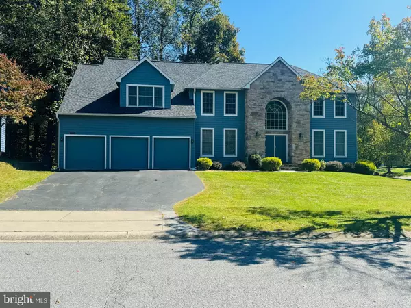 6145 WOODED RUN DR, Columbia, MD 21044