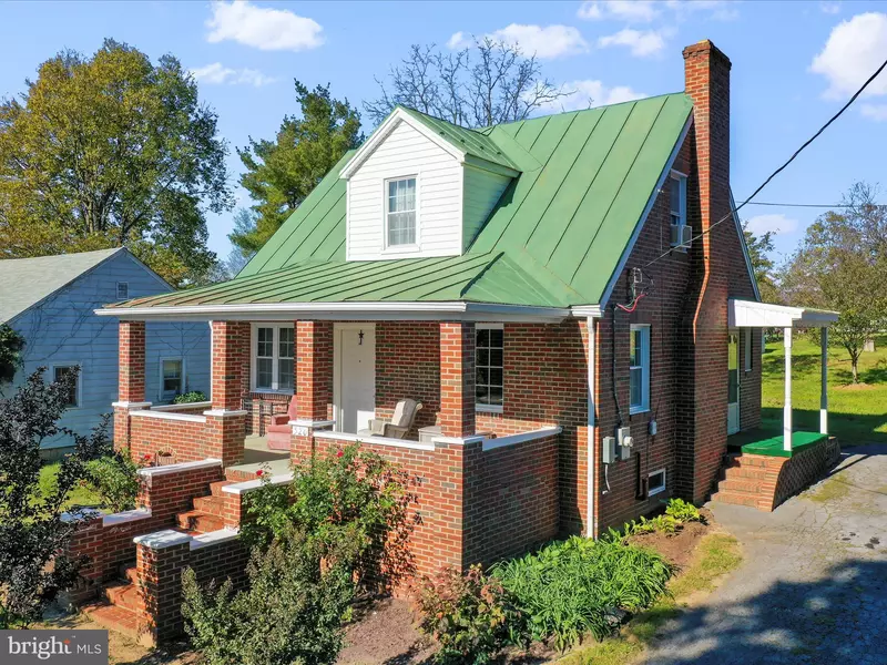 520 WASHINGTON ST, Woodstock, VA 22664