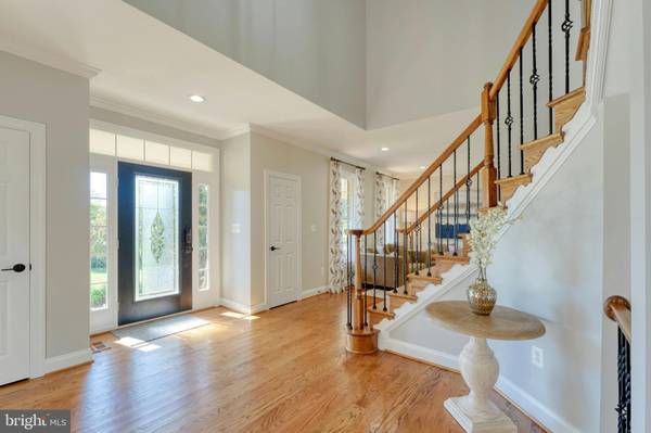 Hamilton, VA 20158,16876 GOLDEN LEAF CT