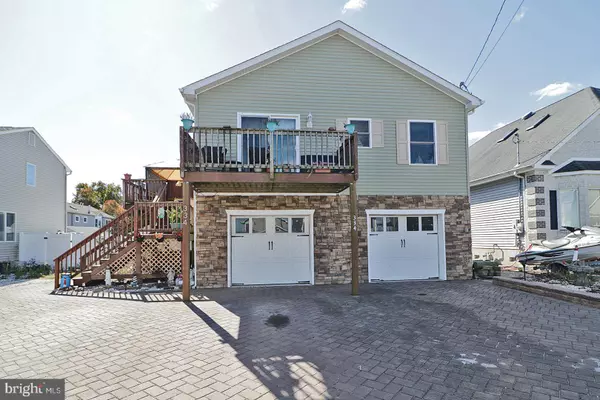 334 E BAYVIEW AVE, Ocean Gate, NJ 08740