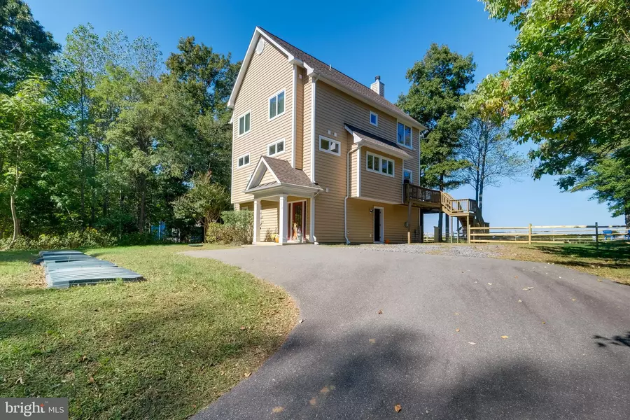 119 BALD EAGLE DR, Montross, VA 22520