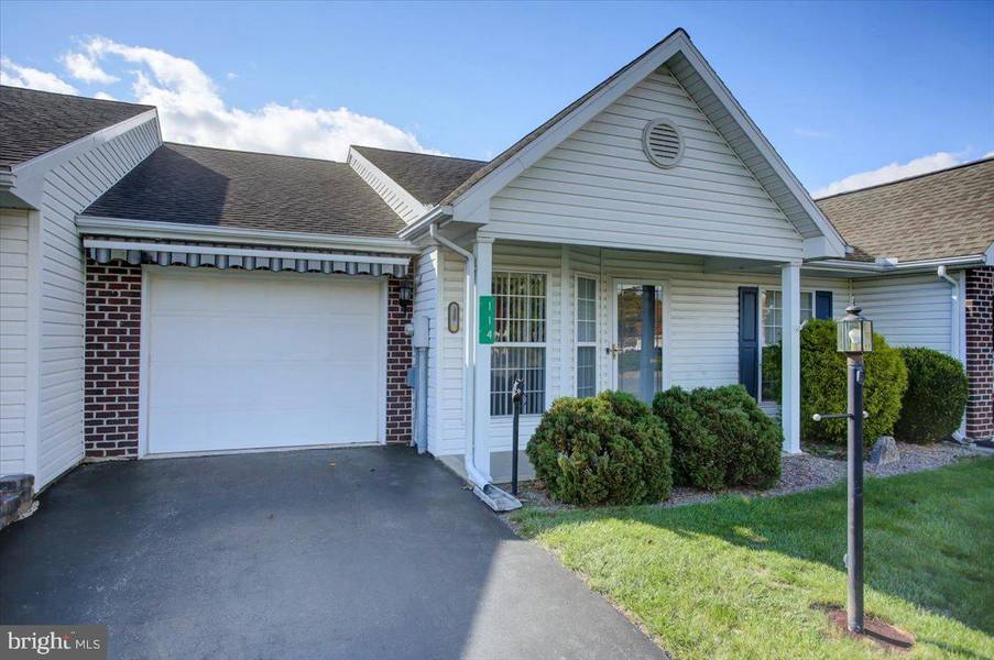 114 BAYBERRY DRIVE, Chambersburg, PA 17201