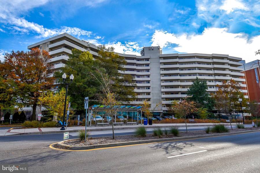 5300 COLUMBIA PIKE #905, Arlington, VA 22204