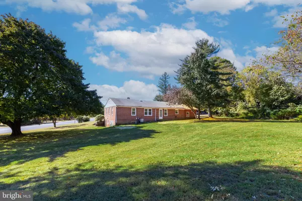 Upper Chichester, PA 19061,1084 FLORA LN