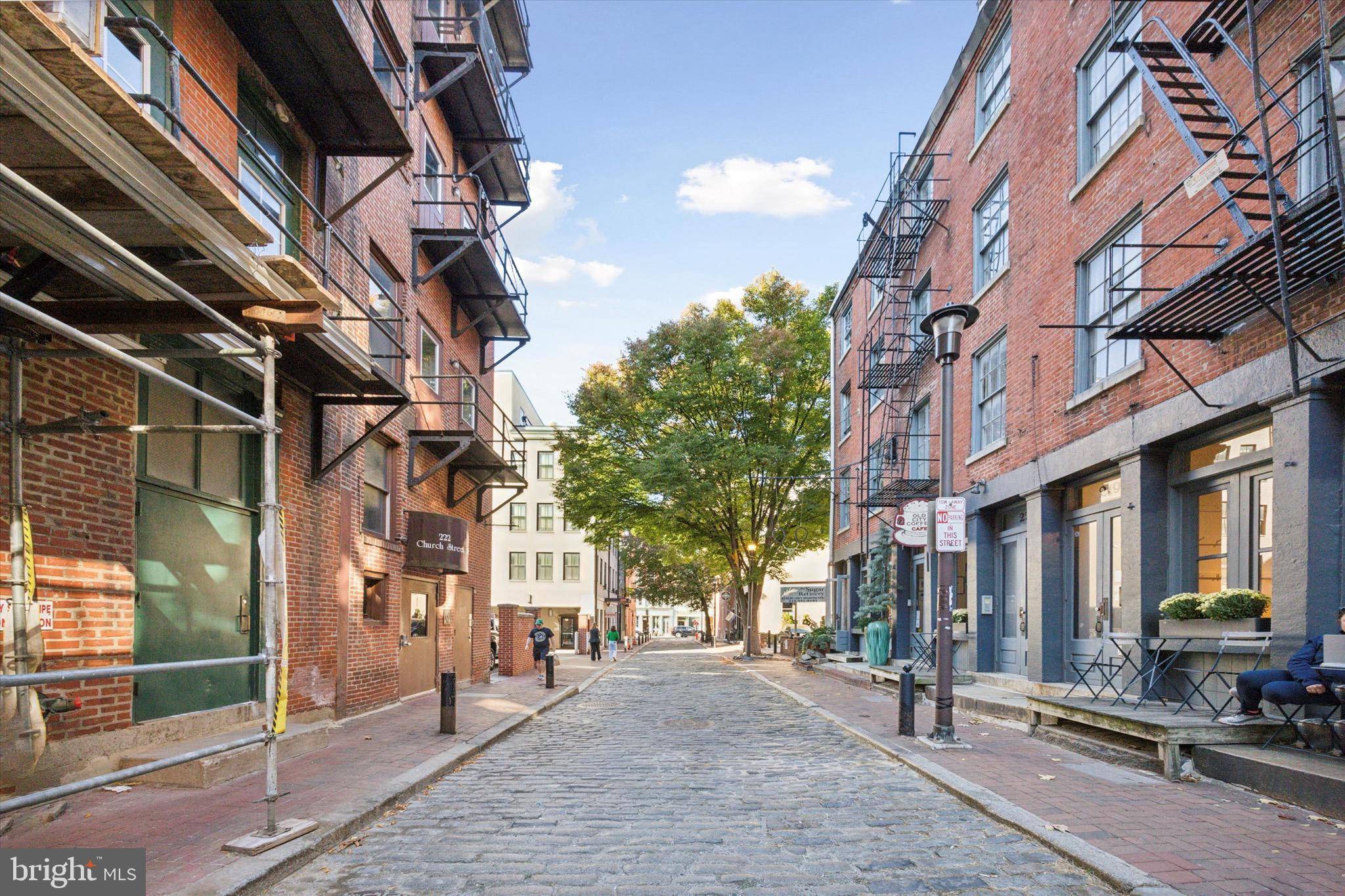 Philadelphia, PA 19106,222 CHURCH ST #2K