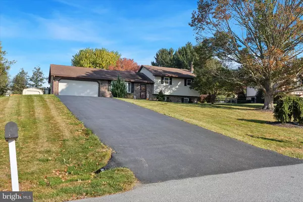 Mohnton, PA 19540,108 MEADOWLARK LN