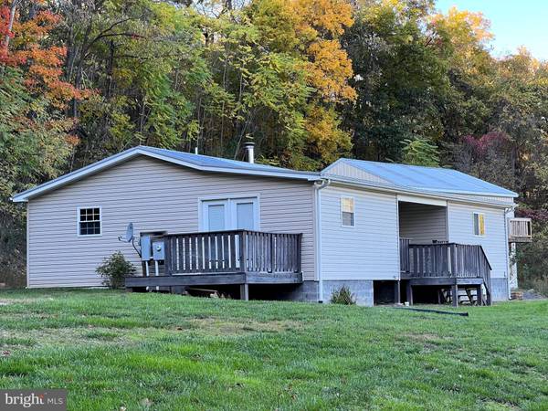 385 CARLA DR, Moorefield, WV 26836