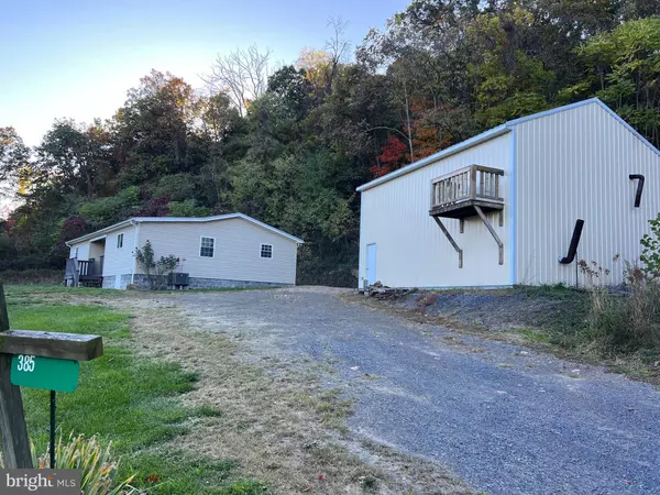 Moorefield, WV 26836,385 CARLA DR