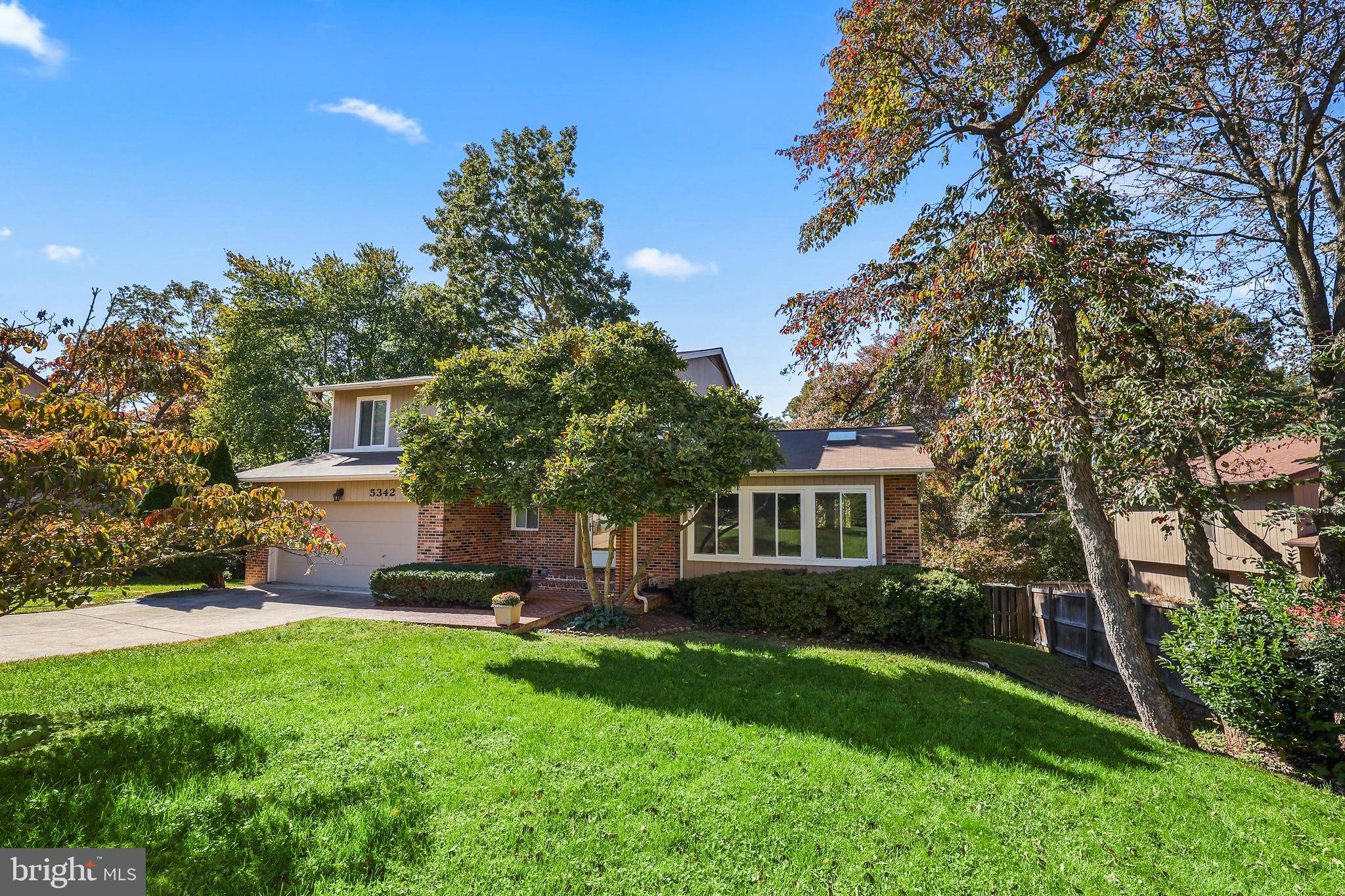 Fairfax, VA 22032,5342 WOODBURY WOODS PL