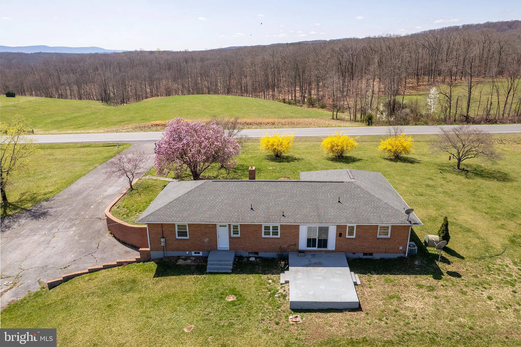 Cross Junction, VA 22625,700 BLOOMERY PIKE