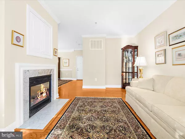 Ellicott City, MD 21043,2550 KENSINGTON GDNS #101