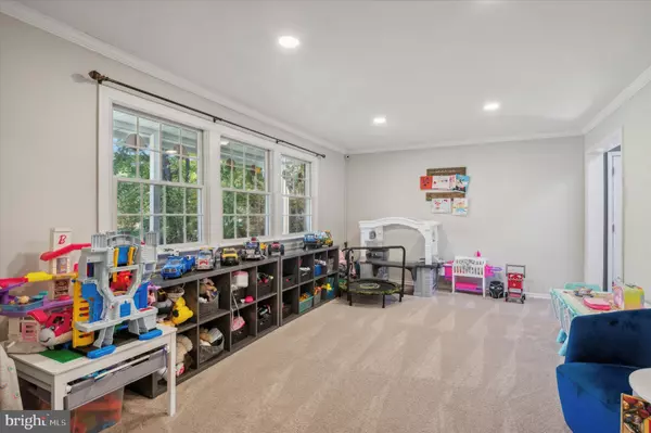 Garnet Valley, PA 19060,1287 SHARON DR