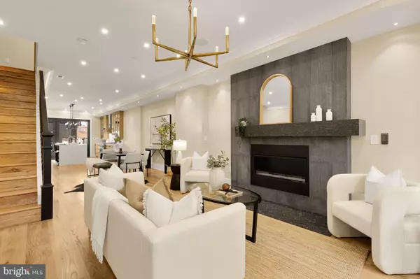 Washington, DC 20003,235 12TH ST SE