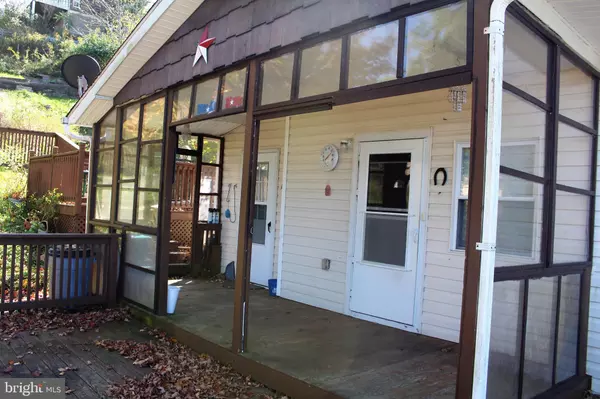 Thomas, WV 26292,218 BIRCH ALY