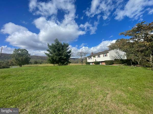 649 SHED RD, Newville, PA 17241