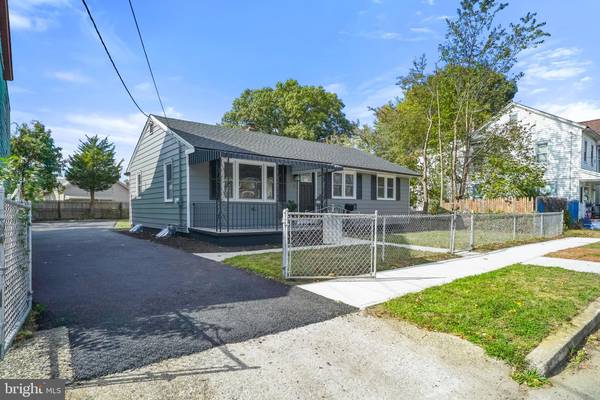 419 MAGNOLIA ST, Beverly, NJ 08010