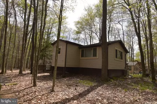 Pocono Lake, PA 18347,235 WYALUSING DR