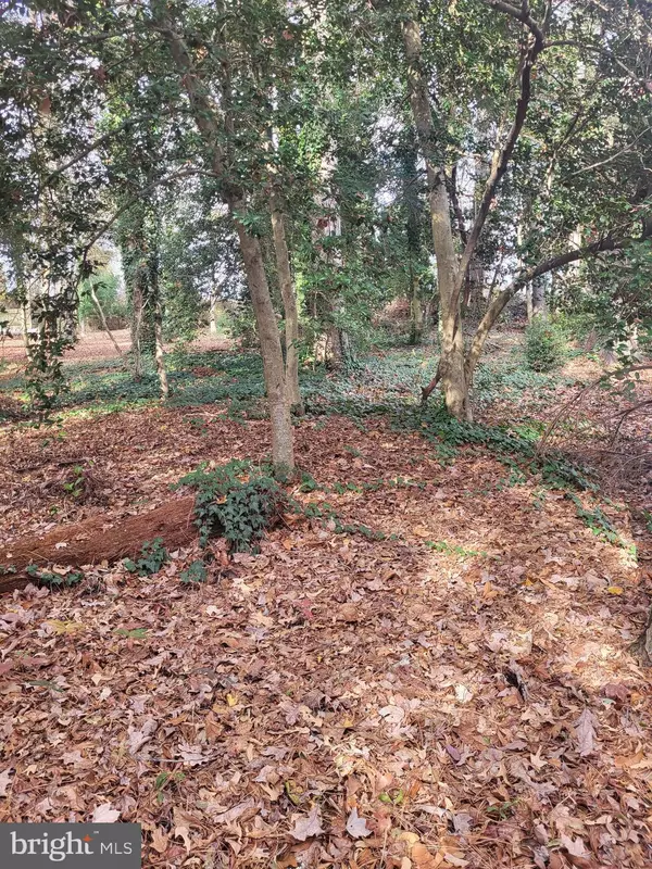 Seaford, DE 19973,902 SHORT LN