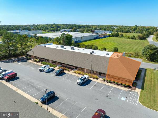 828 AIRPAX RD #100, Cambridge, MD 21613