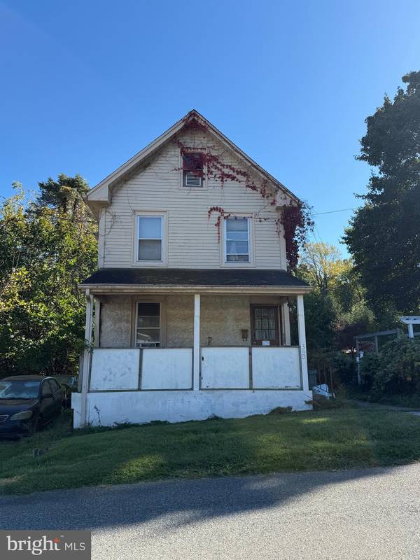 340 E 1ST ST, Malvern, PA 19355