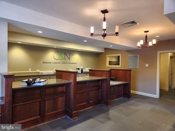 Newtown, PA 18940,21 SWAMP RD