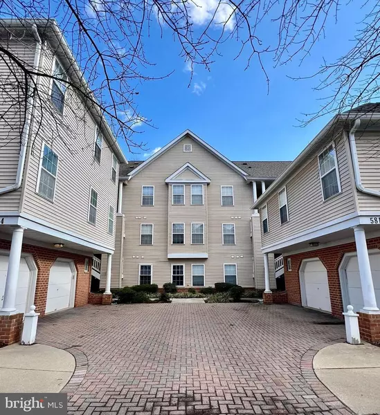 5812 WYNDHAM CIR #205, Columbia, MD 21044