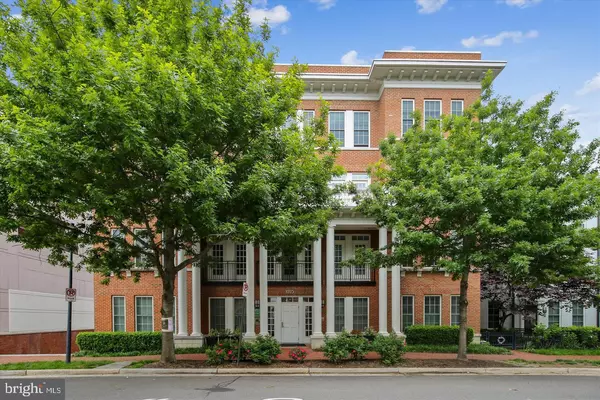 1023 N ROYAL ST #101, Alexandria, VA 22314