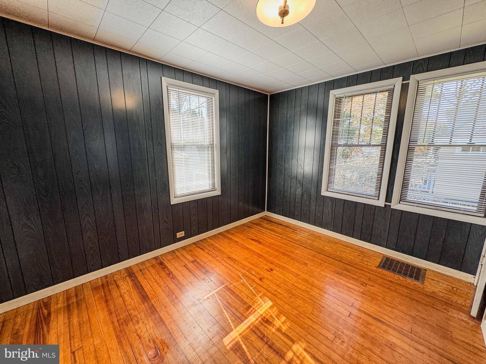 Salem, NJ 08079,38 JOHNSON ST