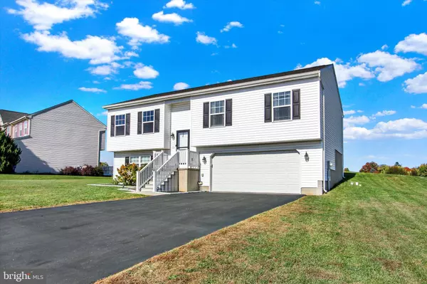 York, PA 17408,113 CEDARLYN DR