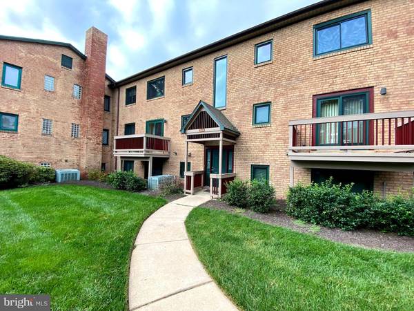 5601 HIGHLAND CT #5601, Wilmington, DE 19802