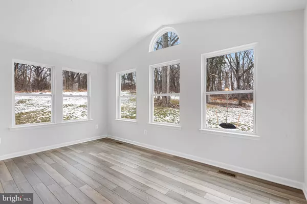 Winchester, VA 22603,465 SKYLAR LANE WAY