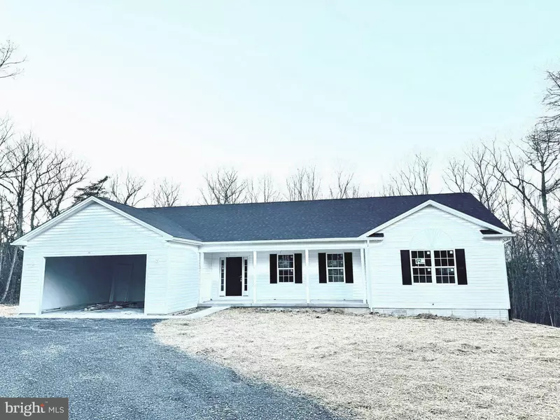 477 N TIMBER RIDGE RD, Cross Junction, VA 22625