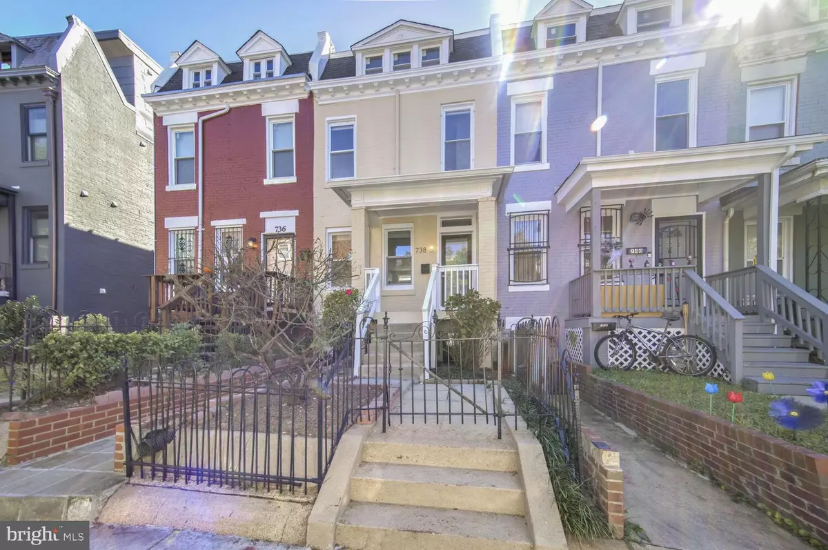 Washington, DC 20001,738 HOBART PL NW