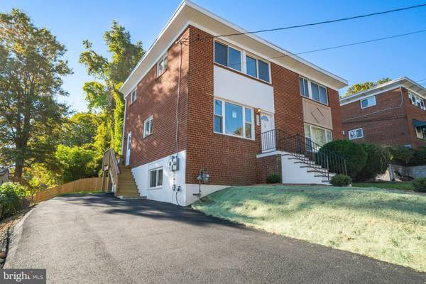 5004 8TH RD S, Arlington, VA 22204