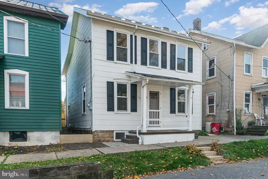 123 W MCCLURE ST, New Bloomfield, PA 17068