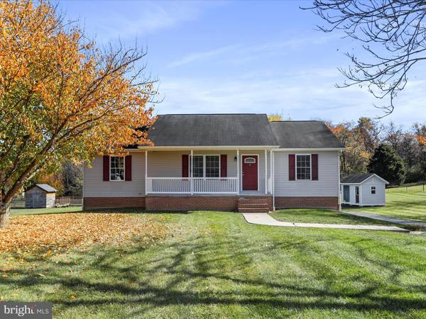 243 VIOLET LN, Falling Waters, WV 25419